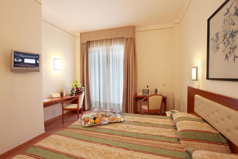 Hotel Caravel Сант'Аньєлло Екстер'єр фото